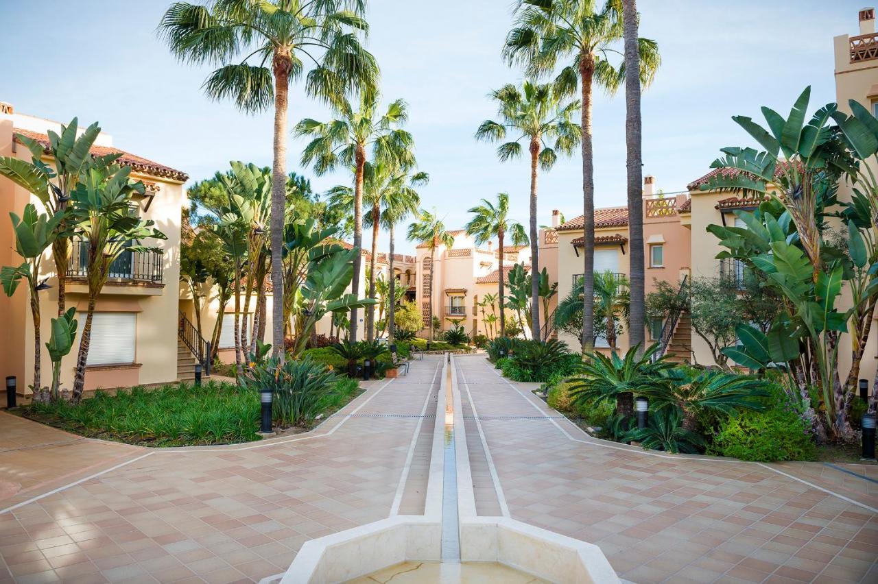 Wyndham Residences Costa Del Sol 푸엔히롤라 외부 사진