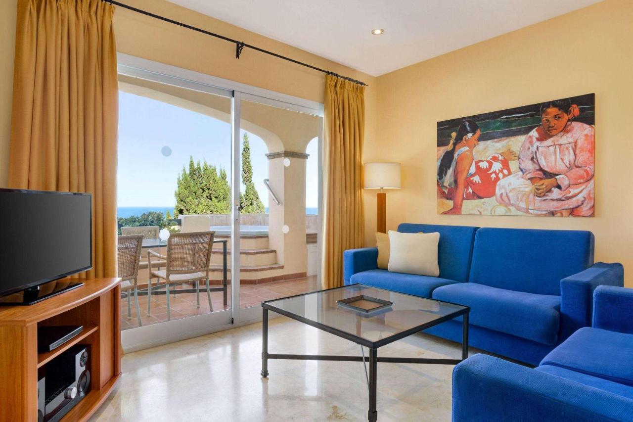 Wyndham Residences Costa Del Sol 푸엔히롤라 외부 사진