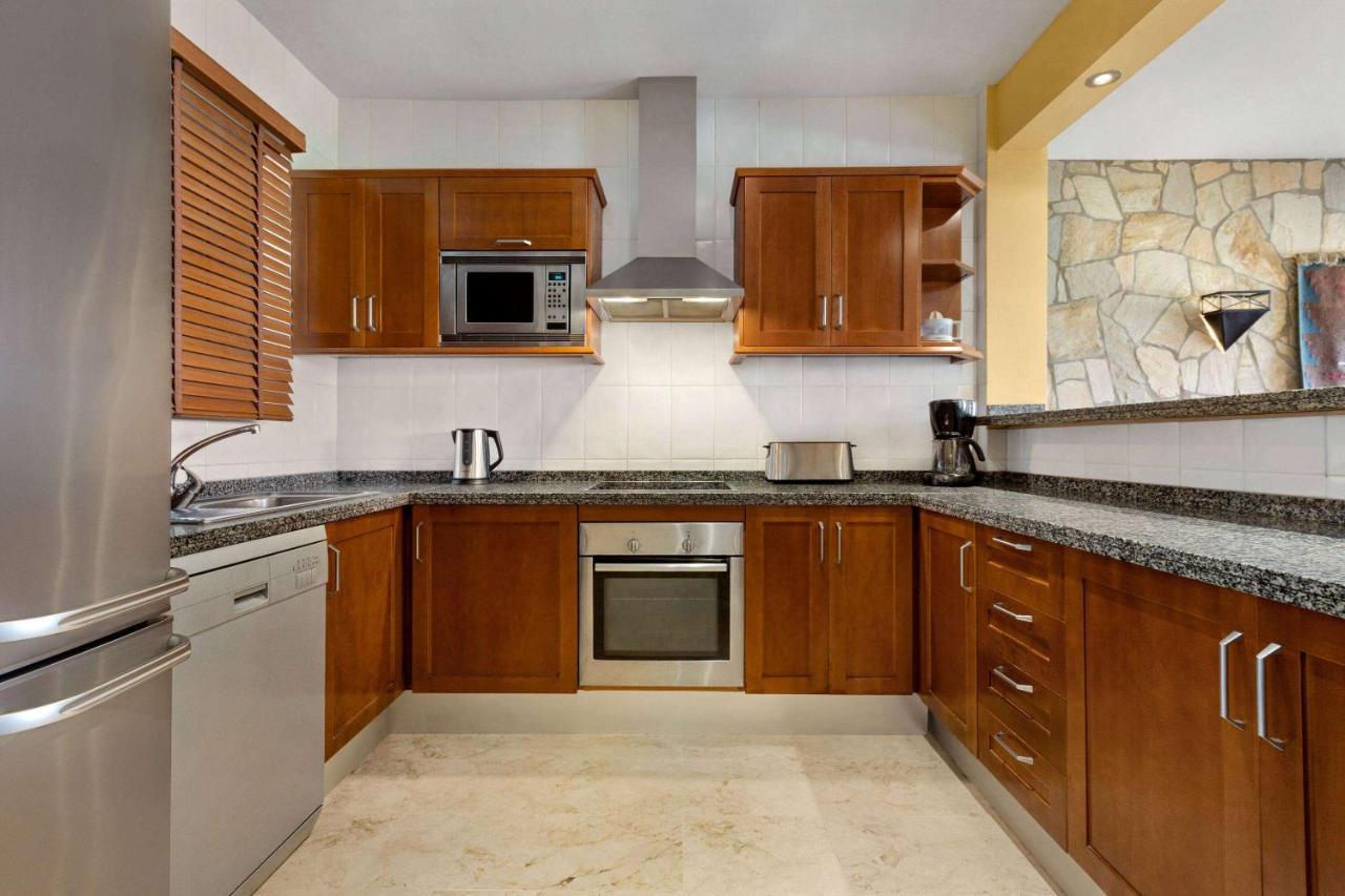 Wyndham Residences Costa Del Sol 푸엔히롤라 외부 사진